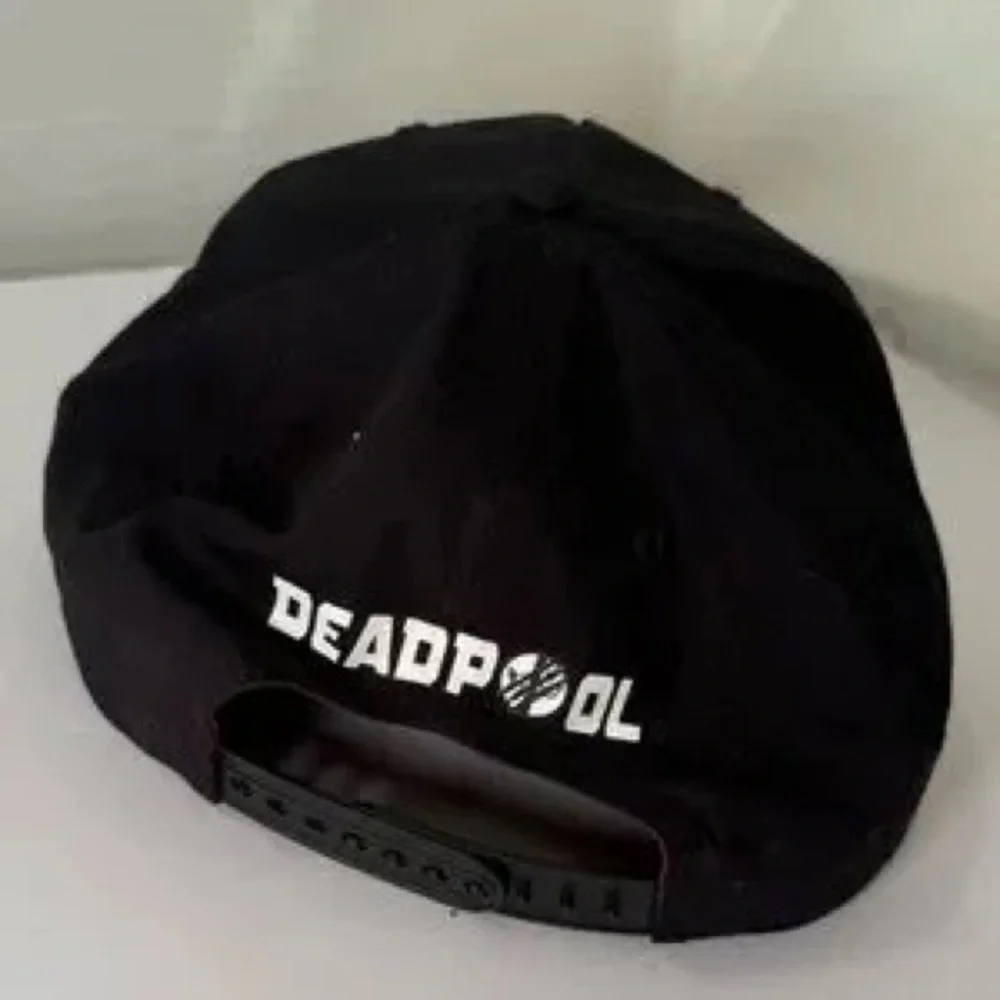 BEST BUBS! Black Graphic Cap with Red Rope Trim